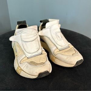 Adidas Futurepacer Boost Sneaker in White/Grey/Black